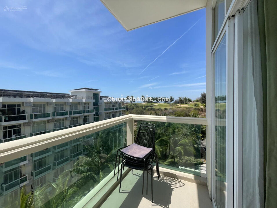 Bán 148m2 căn góc dãy B view biển Ocean Vista Mũi Né