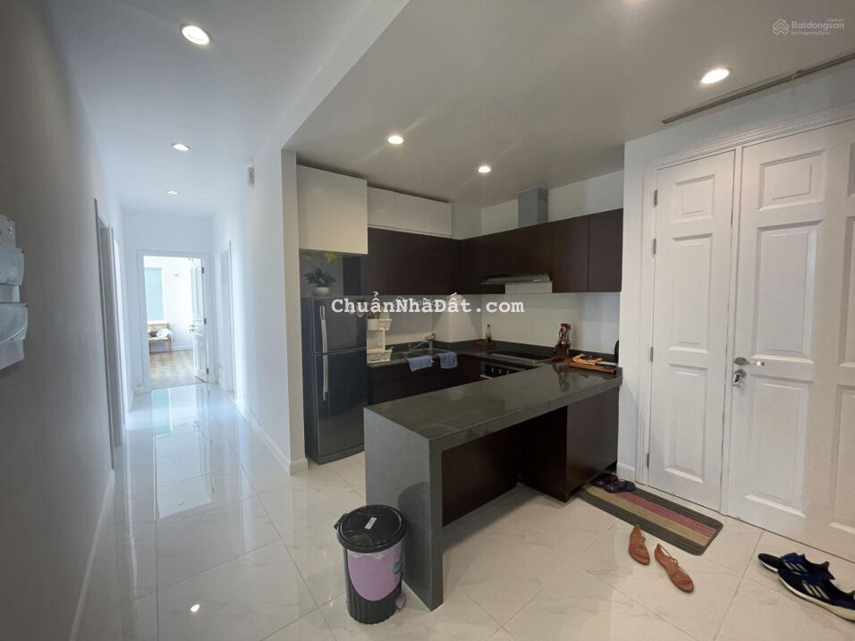 Bán 148m2 căn góc dãy B view biển Ocean Vista Mũi Né