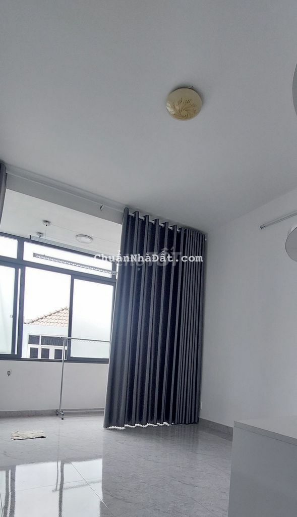 Bán gấp CC Lầu 2, 45m2 44B Trần Quang Khải, Q1 Gíá bán 2.65tỷ