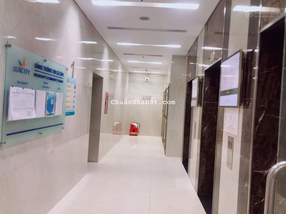 Bán căn hộ Quận 7, CC Luxcity, 71m² ngay Huỳnh Tấn Phát và Nguyễn Thị Thập, giá thương lượng Bán căn hộ Quận 7, CC Luxcity, 71m² ngay Huỳnh Tấn Phát và Nguyễn Thị Thập, giá thương lượng