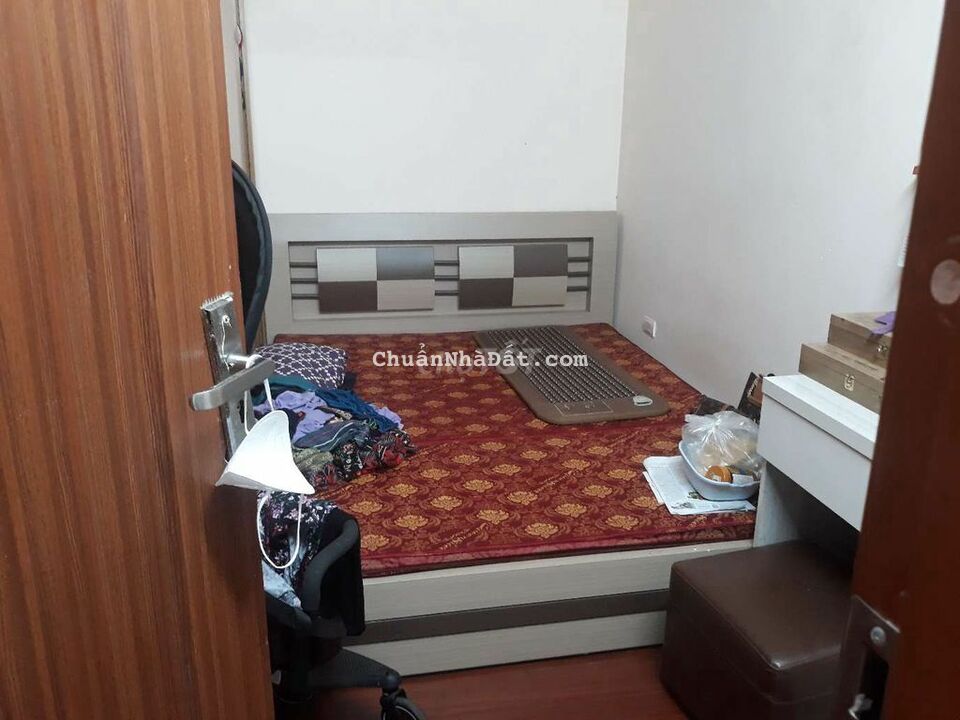 Bán chung cư 77m 3 ngủ đại thanh tầng trung giá rẻ sổ đỏ chót