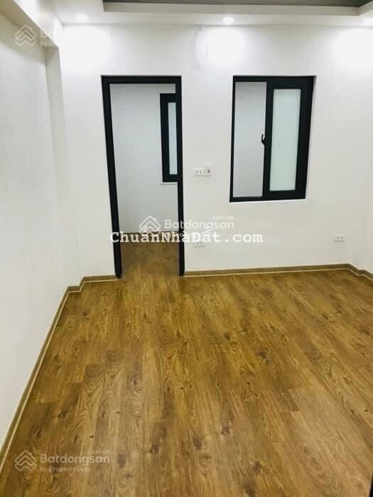 Bán nhanh căn 2 ngủ 45m2, tập thể Thanh Xuân Bắc, hướng Đông Nam, để lại đủ đồ, giá 1.37 tỷ