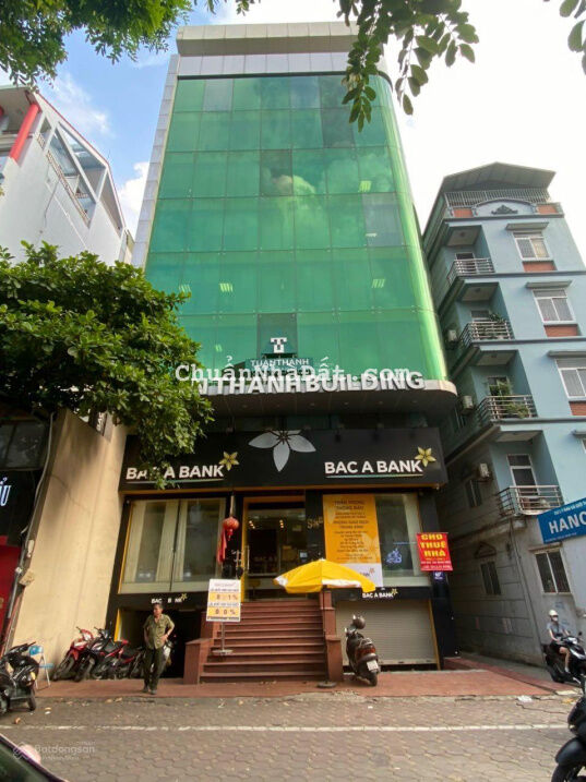 Bán mặt phố Nguyễn Trường Tộ - Ba Đình - 110m - 8 tầng - MT: 5.2m dòng tiền 160 tr/th - Giá: 67 Tỷ