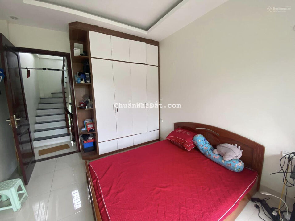 Bán nhà mặt phố Phan Kế Bính, Ba Đình, 51m2, 5T, mt 7m, 18 tỷ TLCC, 0917420066