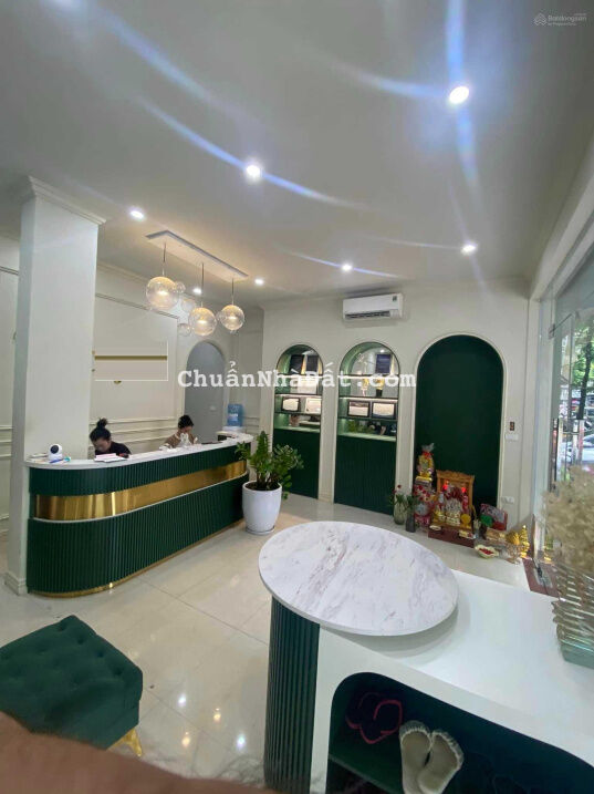 Bán nhà mặt phố Phan Kế Bính, Ba Đình, 51m2, 5T, mt 7m, 18 tỷ TLCC, 0917420066