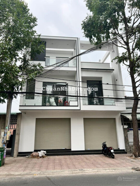 Bán nhà 1 trệt 2 lầu P. Thống Nhất mặt tiền kinh doanh đường Nguyễn Thành Phương gần KDC D2D Bán nhà 1 trệt 2 lầu P. Thống Nhất mặt tiền kinh doanh đường Nguyễn Thành Phương gần KDC D2D