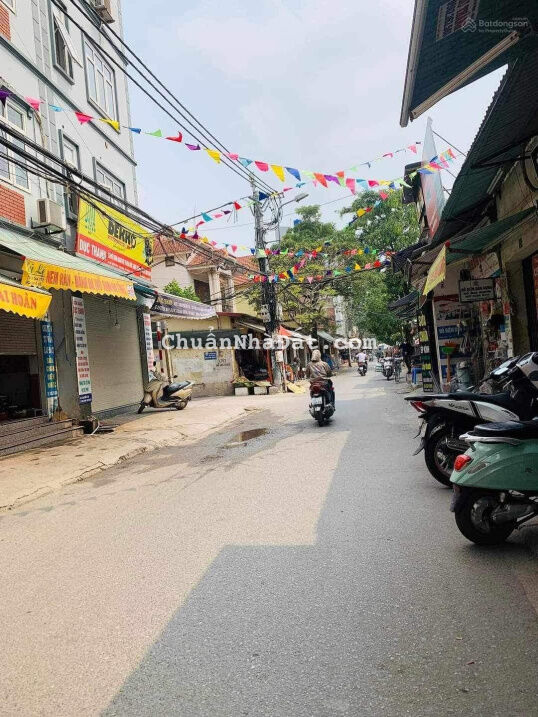 Bán đất tặng nhà 3 tầng cũ mặt phố Kẻ Vẽ, ô tô kinh doanh tấp nập, DT 195m2x MT 6.6m