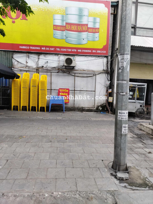 Bán nhà đất tặng nhà mặt phố Phạm Văn Đồng, 30,7m2, 5,7 tỷ