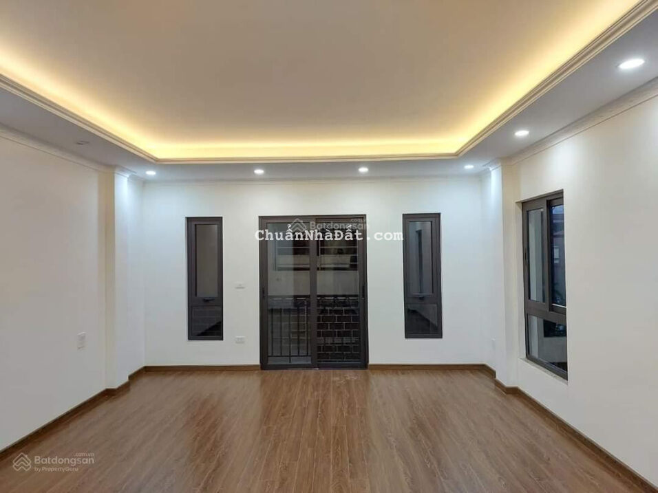 Bán nhà MP Trung Hoà, Cầu Giấy, DT 105m2, MT 5,5m, 6 tầng TM, 50 tỷ Bán nhà MP Trung Hoà, Cầu Giấy, DT 105m2, MT 5,5m, 6 tầng TM, 50 tỷ