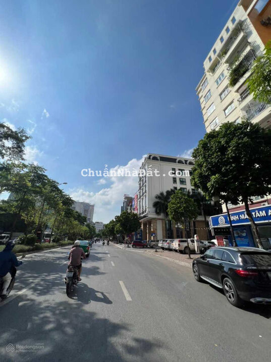 Bán toà văn phòng 2 thoáng mặt phố Trần Thái Tông - Dịch Vọng Hậu, 135m2 x 9T. MT 8m. 78 tỷ Bán toà văn phòng 2 thoáng mặt phố Trần Thái Tông - Dịch Vọng Hậu, 135m2 x 9T. MT 8m. 78 tỷ