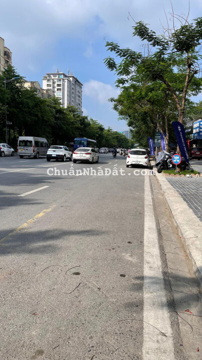 Mở bán nhà mặt phố Võ Chí Công - Cầu Giấy - sang trọng - vỉa hè 10m - KD đỉnh 360tr/m2