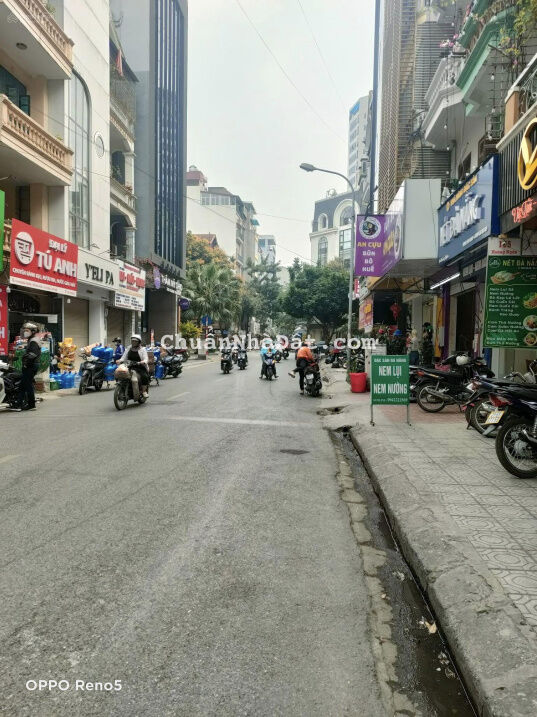 Bán nhà mặt phố Hoàng Ngân, gần ngã tư giao Nguyễn Thị Định, kinh doanh, 5 tầng, 45m2, 18,7 tỷ