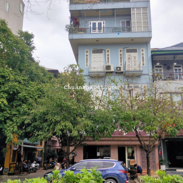 Chính chủ cần bán gấp nhà mặt Phố Trần Vỹ 79m2 mặt tiền 7,6m, vỉa hè rộng view thoáng giá 18.9 tỷ Chính chủ cần bán gấp nhà mặt Phố Trần Vỹ 79m2 mặt tiền 7,6m, vỉa hè rộng view thoáng giá 18.9 tỷ