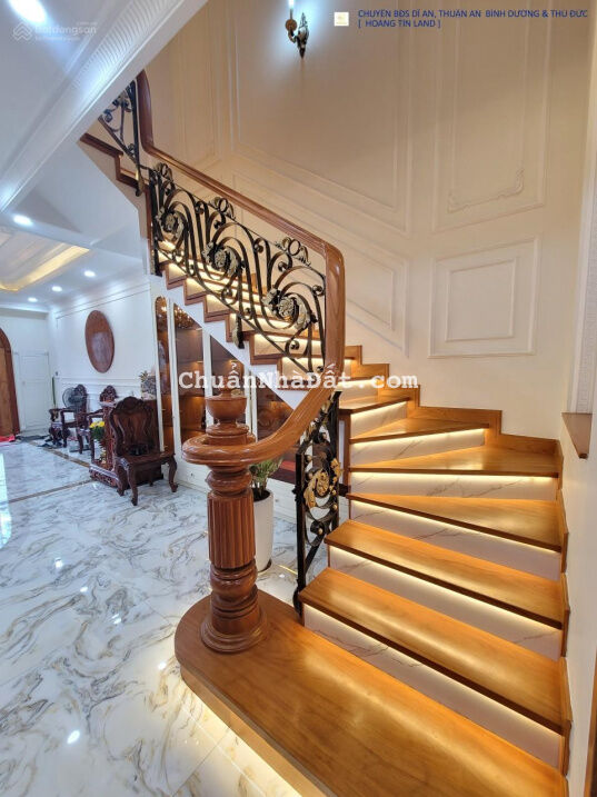 Nhà Dĩ An siêu phẩm nhà phố tân cổ điển mặt tiền trần thị vững kế bên chung cư Him Lam Nhà Dĩ An siêu phẩm nhà phố tân cổ điển mặt tiền trần thị vững kế bên chung cư Him Lam