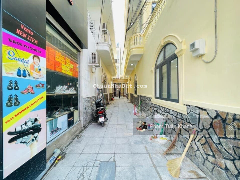 Nhà mặt tiền Gò Vấp - căn góc - đối diện Hạnh Thông Tây - 4 x 17m - 4 tầng Nhà mặt tiền Gò Vấp - căn góc - đối diện Hạnh Thông Tây - 4 x 17m - 4 tầng