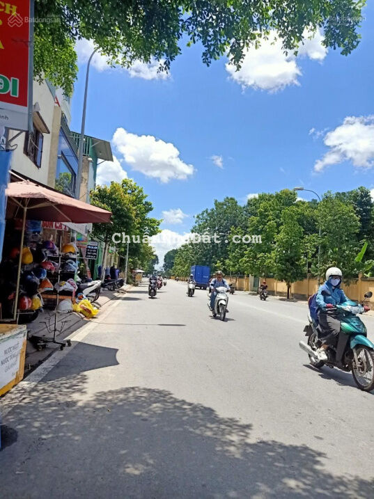 Cần bán gấp mặt tiền Tân Sơn, Gò Vấp, DT 4m x 23m, ngay sân golf TSN, giá chỉ 9.85 tỷ TL