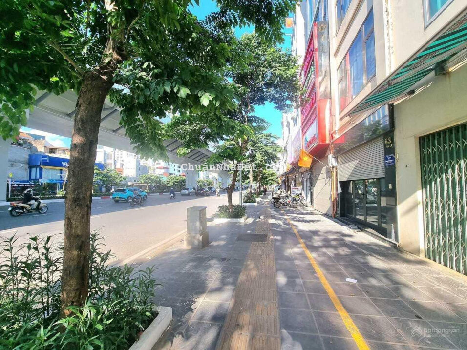 Bán nhà mặt phố Đại La, vỉa hè rộng, kinh doanh đỉnh, DT 122m2, giá 26.8 tỷ