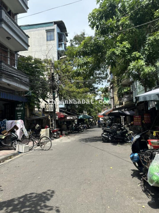 Phố Huế (Yên Bái 2) 42m2 x 6 tầng, mặt tiền 4.3m. Giá 18 tỷ - Hai Bà Trưng