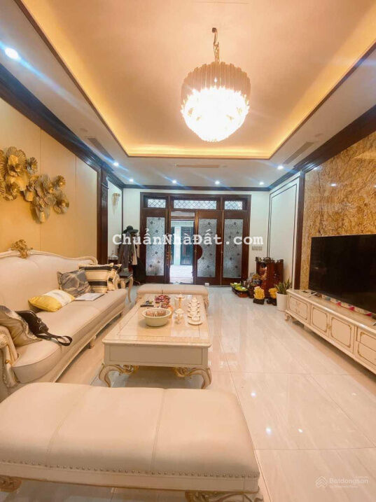 Bán nhà phố Lạc Trung, phân lô, ô tô, DT 98m2, 5 tầng, giá 12.5 tỷ