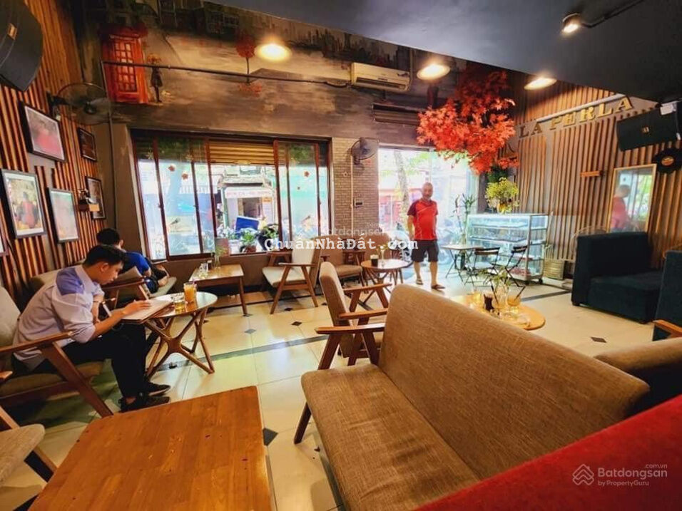 Bán căn mặt phố Bạch Đằng - Hoàn Kiếm. Vỉa hè 5m và diện tích 100m2, mặt tiền 7.5m