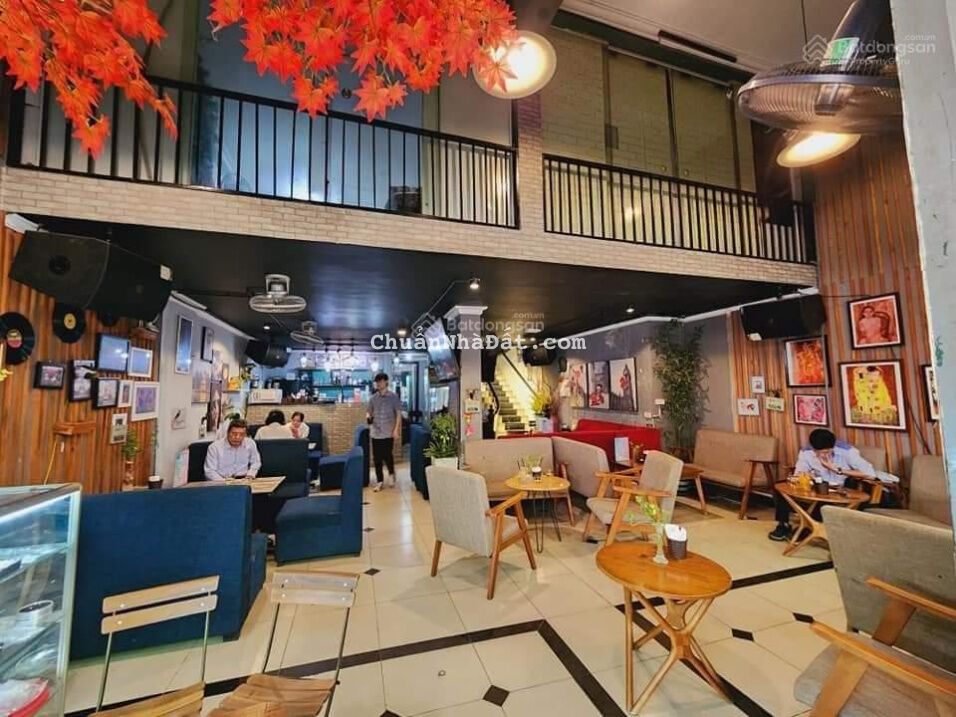 Chính chủ nhờ bán nhanh nhà mặt phố Q Hoàn Kiếm. 103m2 23. X tỷ. Mặt phố cổ mặt tiền siêu đẹp Chính chủ nhờ bán nhanh nhà mặt phố Q Hoàn Kiếm. 103m2 23. X tỷ. Mặt phố cổ mặt tiền siêu đẹp