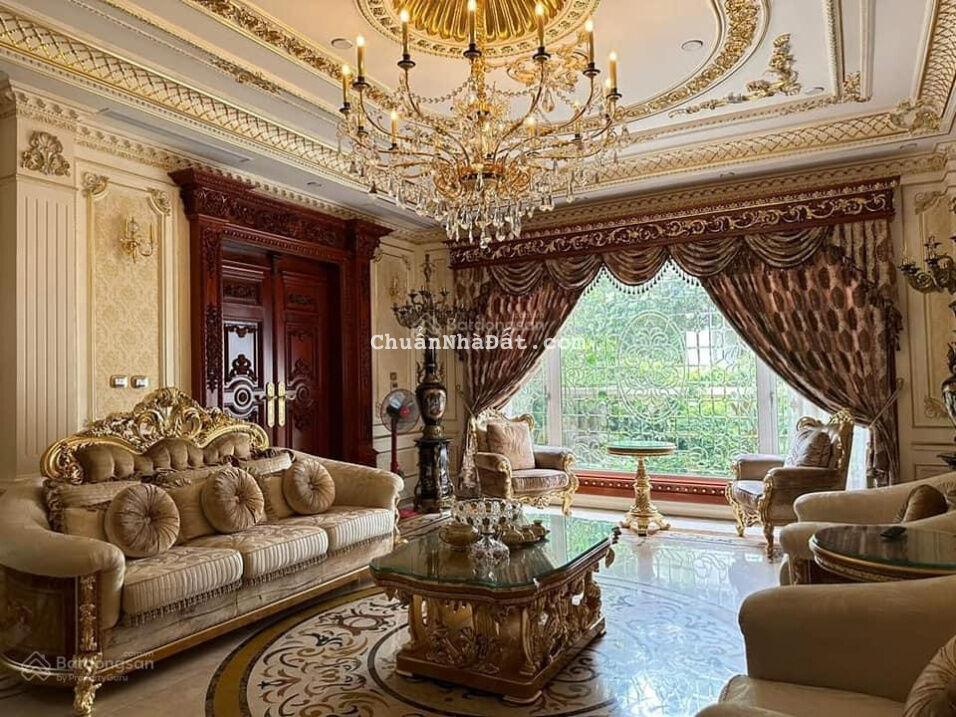 Biệt thự mặt phố Hàm Long 280m2 MT 9m vỉa hè kinh doanh view thoáng dân trí cao