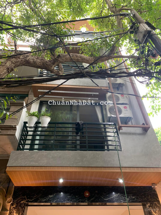 Chính chủ cần bán gấp nhà mặt phố Triệu Việt Vương vỉa hè kinh doanh giá 22.6 tỷ