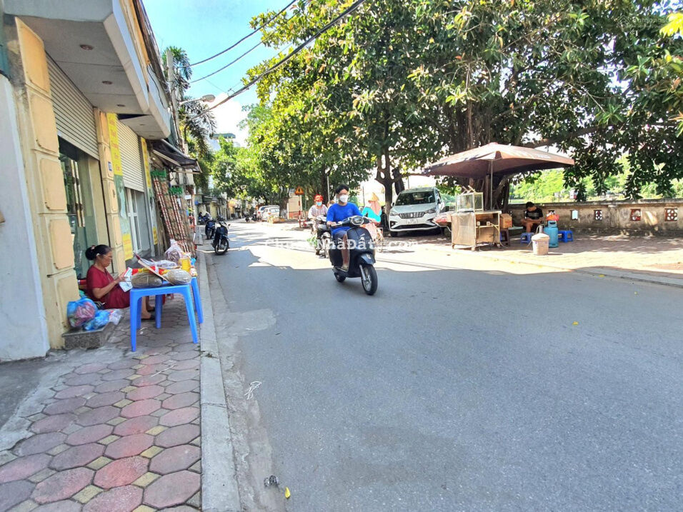 Mặt phố Yên Duyên 200m2 x 4 tầng. Mặt tiền 10m. Giá 25 tỷ - Hoàng Mai