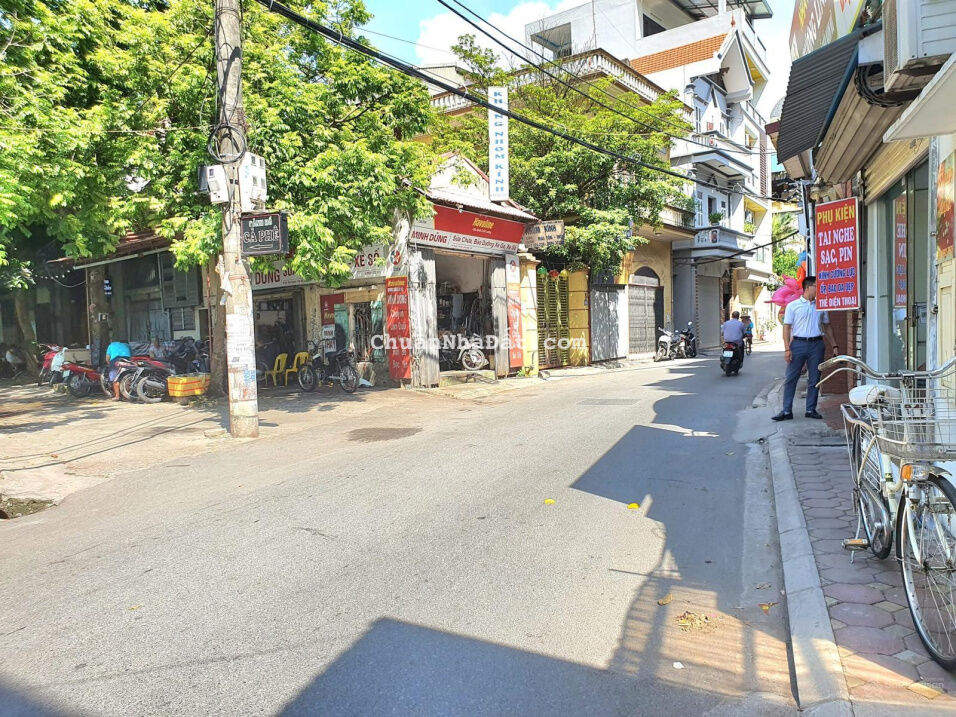 Mặt phố Yên Duyên 200m2 x 4 tầng. Mặt tiền 10m. Giá 25 tỷ - Hoàng Mai