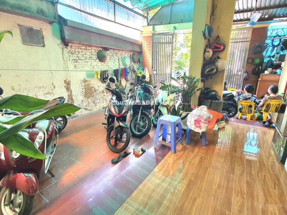 Mặt phố Yên Duyên 200m2 x 4 tầng. Mặt tiền 10m. Giá 25 tỷ - Hoàng Mai