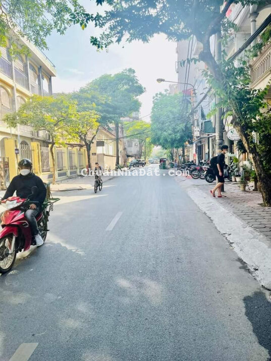 Bán nhà mặt phố, kinh doanh sầm uất Nguyễn Viết Xuân, Hà Đông S=50m2, Mt 5m, giá 8,5 tỷ Bán nhà mặt phố, kinh doanh sầm uất Nguyễn Viết Xuân, Hà Đông S=50m2, Mt 5m, giá 8,5 tỷ