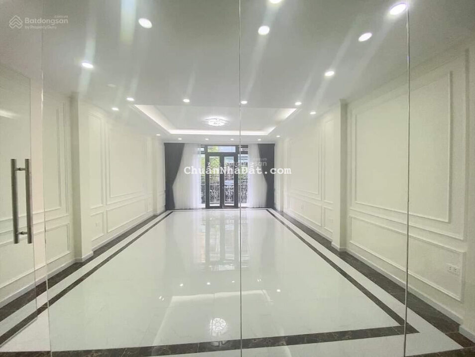 Một siêu phẩm tại Ngô Thì Nhậm ô tô tránh, thang máy, kinh doanh 55m2x6t. 10 tỷ 8
