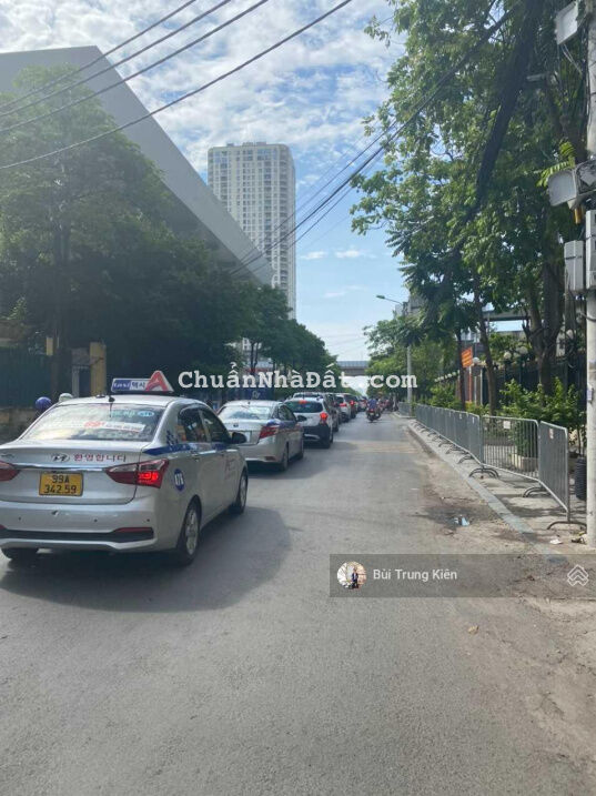 Bán nhà mặt phố Nguyễn Viết Xuân 80m2, 2 mặt phố kinh doanh view hồ điều hòa, giá chỉ nhỉnh 9 tỷ