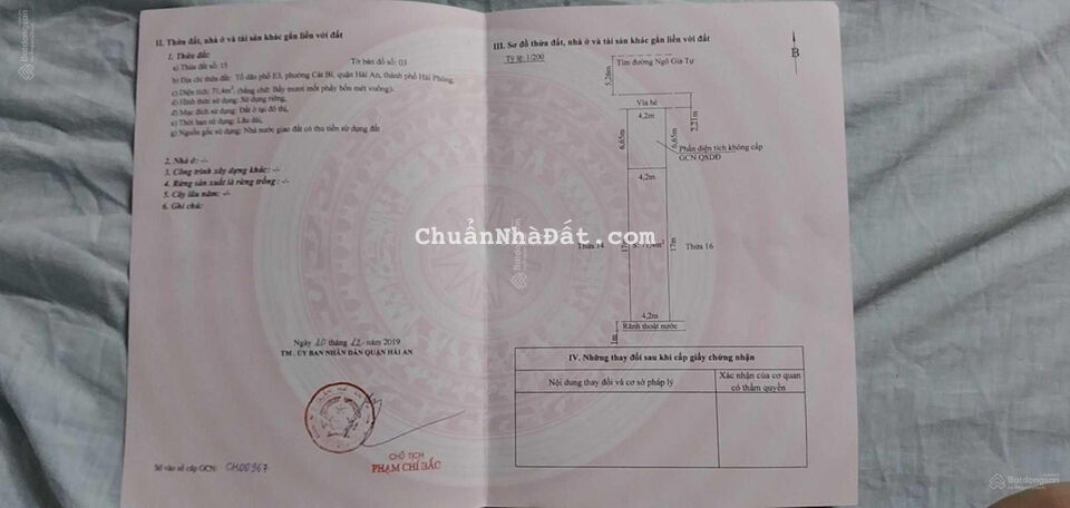Bán nhà mặt đường Ngô Gia Tự, Hải An, Hải Phòng.
DT 72m2 + lưu không 30m2 + khe kĩ thuật 4m2