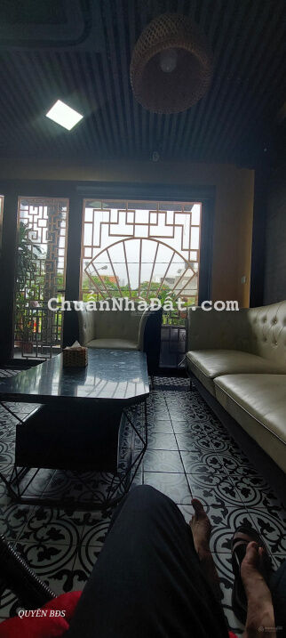 Bán nhà mặt đường Ngô Gia Tự, Hải An, Hải Phòng.
DT 72m2 + lưu không 30m2 + khe kĩ thuật 4m2