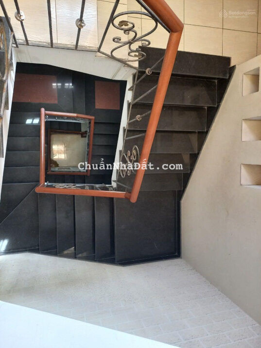 Bán nhà 4 tầng kiên cố đường Nguyễn Du - Hải Châu