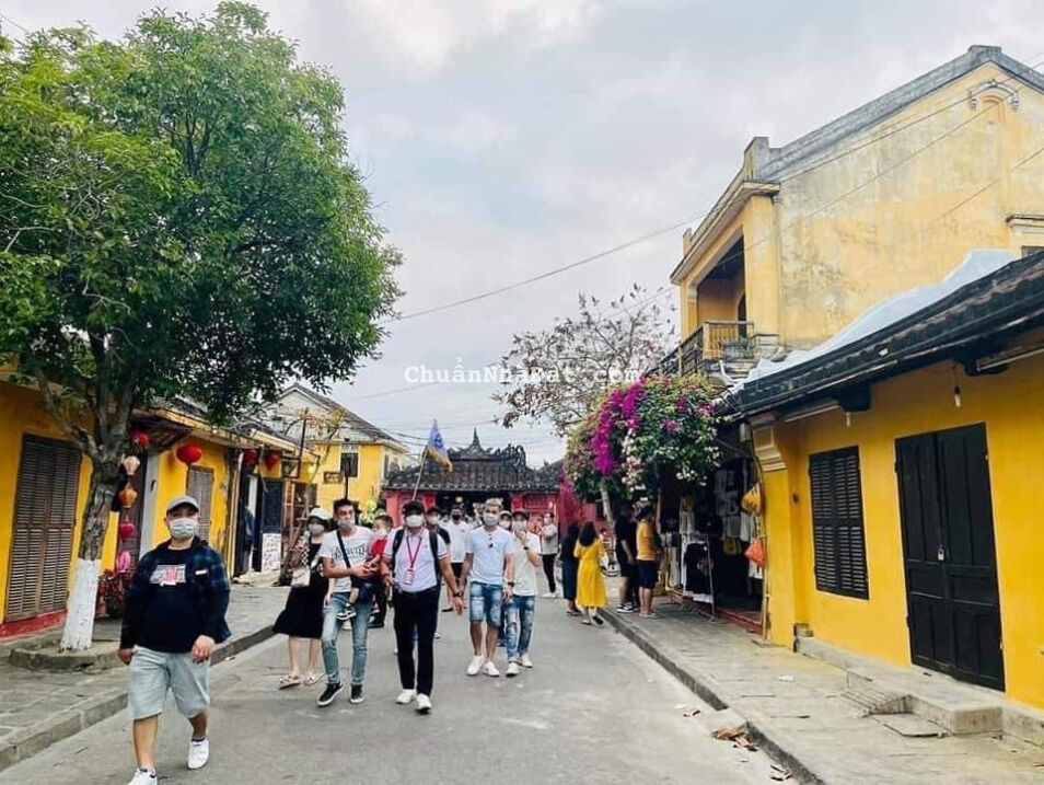 Bán nhà cấp 4 - 3 mặt tiền đường Huyền Trân Công Chúa - Hội An - Quảng Nam