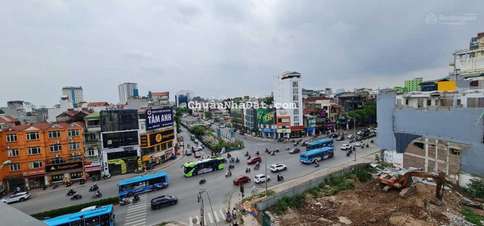 Bán nhà 5,5 tầng, mặt phố Hồng Tiến kéo dài, kinh doanh và cho thuê tốt, giá cắt lỗ chỉ còn 9,5 tỷ