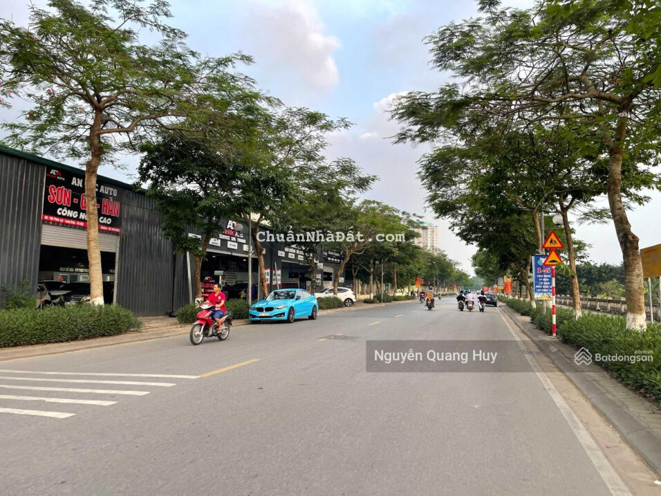 Giảm giá bán gấp căn nhà 2 tầng, mặt chính đường Phúc Lợi, kinh doanh tốt, DT 74m2 Giảm giá bán gấp căn nhà 2 tầng, mặt chính đường Phúc Lợi, kinh doanh tốt, DT 74m2