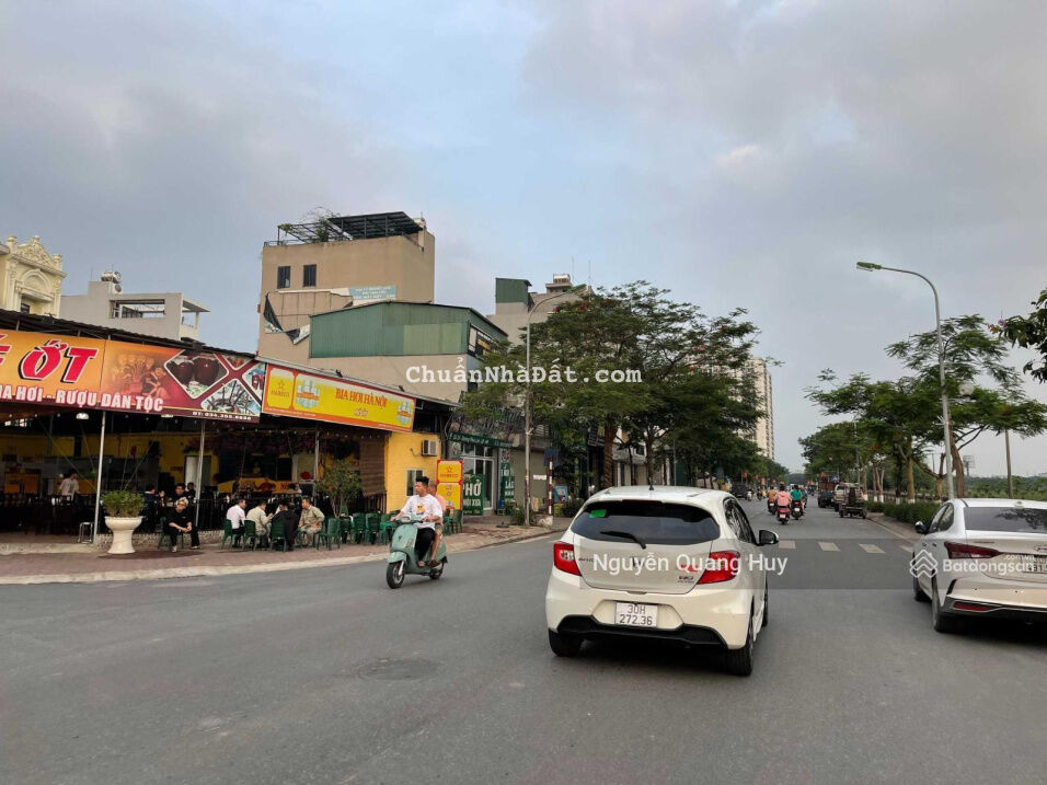 Giảm giá bán gấp căn nhà 2 tầng, mặt chính đường Phúc Lợi, kinh doanh tốt, DT 74m2 Giảm giá bán gấp căn nhà 2 tầng, mặt chính đường Phúc Lợi, kinh doanh tốt, DT 74m2