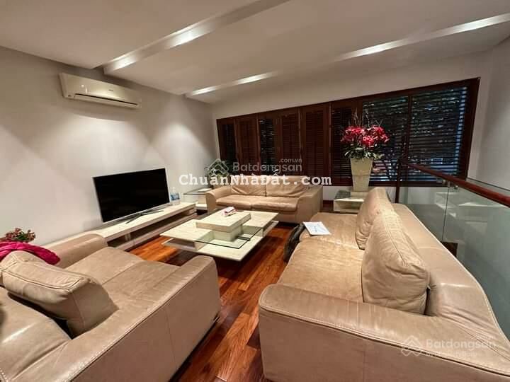 Mặt đường Liên Cơ, Nam Từ Liêm. Diện tích 105 m2 x 4 lô góc hai mặt tiền 18 m giá 23.5 tỷ