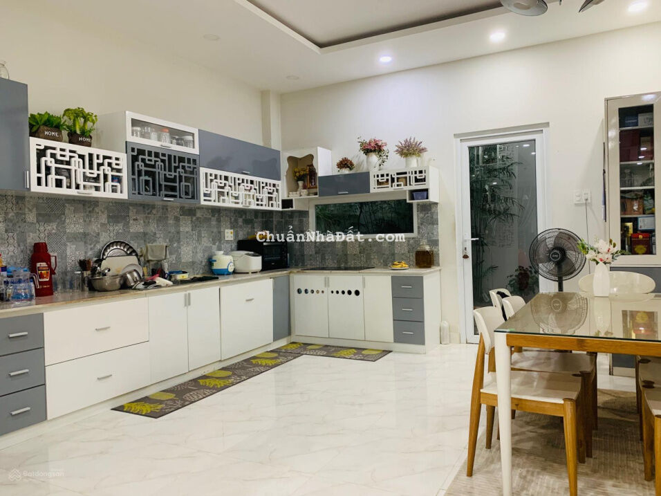 Nhà 3 tầng mới keng mặt tiền Cầu Dứa - Phú Nông sát vách khu đô thị vĩnh điềm trung