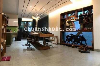 Bán nhà 4 tầng 2 mặt tiền đường Lê Hồng Phong - Nha Trang, nhà đẹp còn mới, đang kd cho thuê