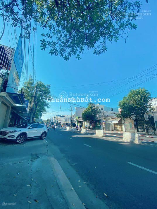 Bán nhà mặt tiền Lê Hồng Phong kinh doanh tốt giá chỉ 5.5 tỷ hướng đông