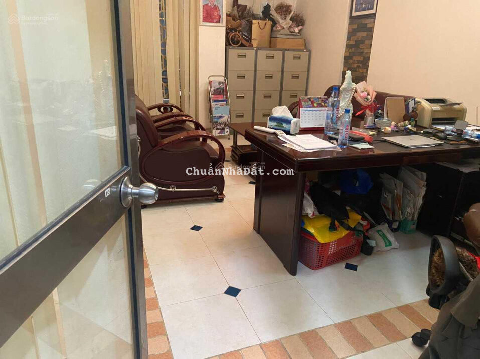 Mặt tiền lớn đường Hoàng Văn Thụ, Phú Nhuận, 5mx22m, 4 lầu, kinh doanh 60 triệu, giá 21 tỷ Mặt tiền lớn đường Hoàng Văn Thụ, Phú Nhuận, 5mx22m, 4 lầu, kinh doanh 60 triệu, giá 21 tỷ