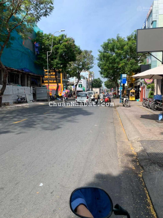 Bán nhà mặt tiền Lê Văn Sỹ, Phường 12, Quận Phú Nhuận. DT 5x24m KC 4 Lầu giá 23 tỷ