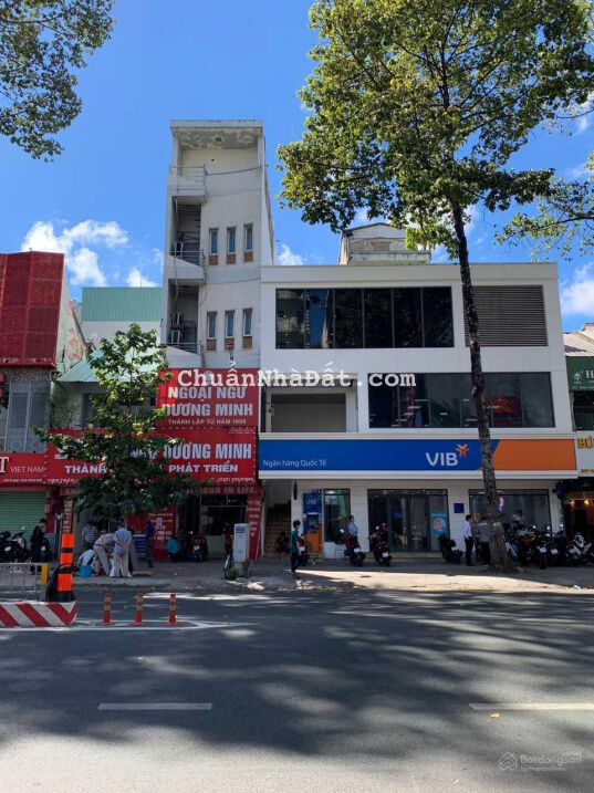 Bán Nhà mặt tiền Đường Huỳnh Văn Bánh Quận Phú Nhuận ( 8.5 x 22m) 3 lầu HĐ thuê 120 triệu