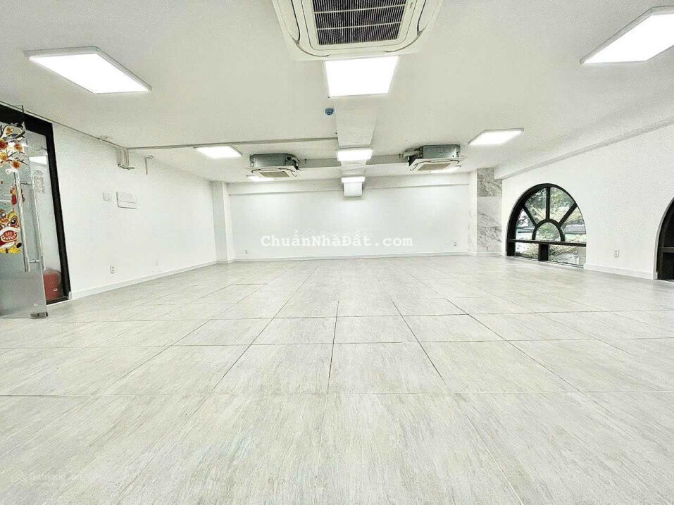 Giảm 8 tỷ, bán nhà 361 Lê Thánh Tôn, 8x20 hầm 7 tầng, HĐT 450tr, giá 80 tỷ Giảm 8 tỷ, bán nhà 361 Lê Thánh Tôn, 8x20 hầm 7 tầng, HĐT 450tr, giá 80 tỷ