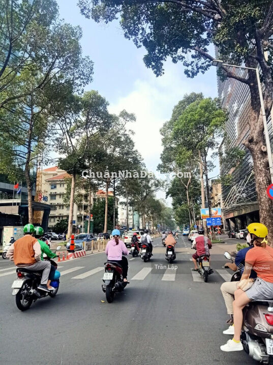 Ngay khu tài chính! Toà nhà 10 tầng MT Trần Hưng Đạo, P. Phạm Ngũ Lão - Q1. DT 8,5x20m. Giá 110 tỷ