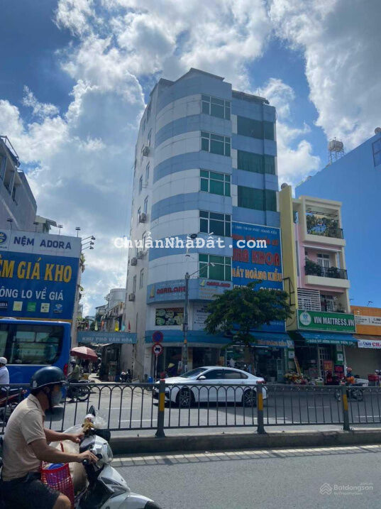 Siêu phẩm - MT Nguyễn Văn Cừ, Cầu kho, Q1 - DT: 5.2 x 12m, 8 tầng. HĐT: 65 triệu/th. Giá 20 tỷ TL